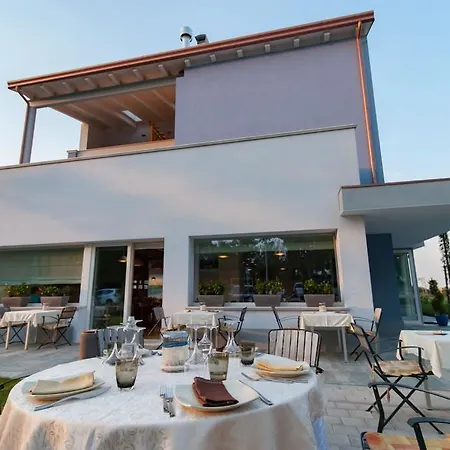 Borgo Del Faro فانو