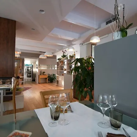 فندق مبيت وإفطار Borgo Del Faro 3*